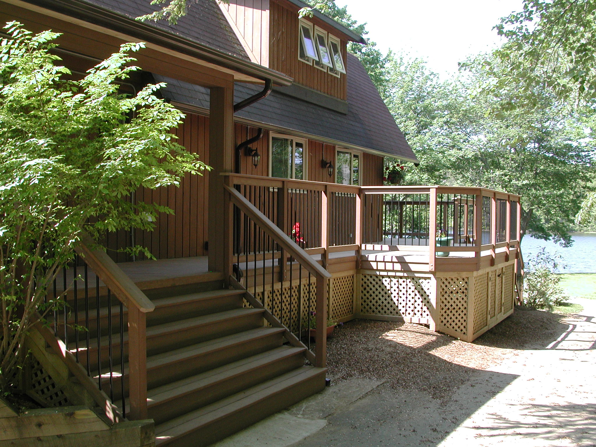 Trex deck Halifax, lake view